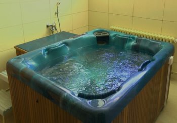 Natural iodine bath  Hotel Rimava
